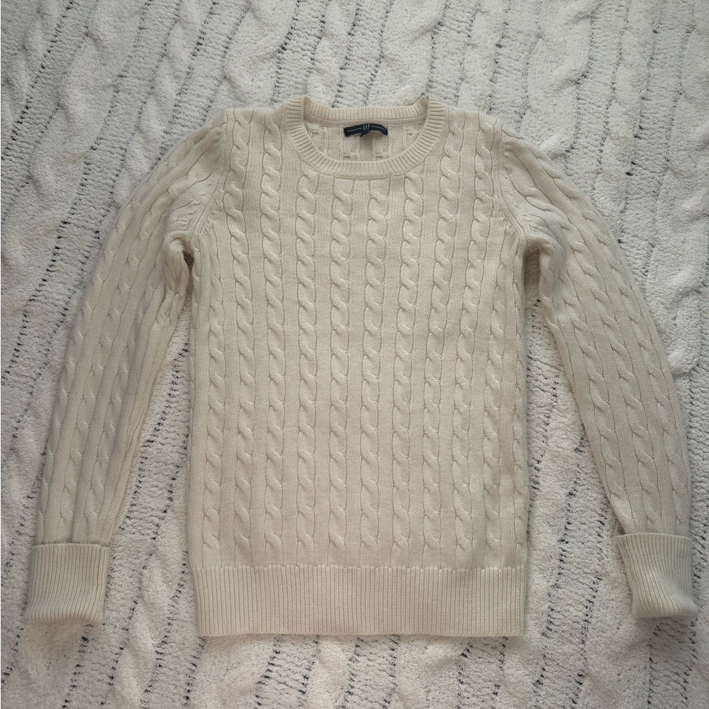 Vintage GAP Cream Cable Knit Crewneck Sweater